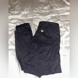 lululemon Formulate Emboss Black Align, 25” inseam, size 4